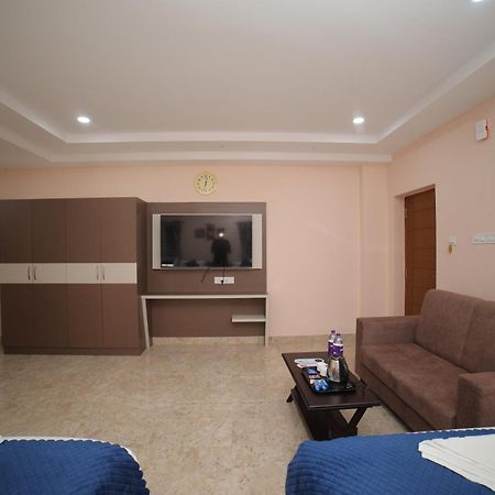 Sri Ganesh Grand Hotel Tirupati Ngoại thất bức ảnh