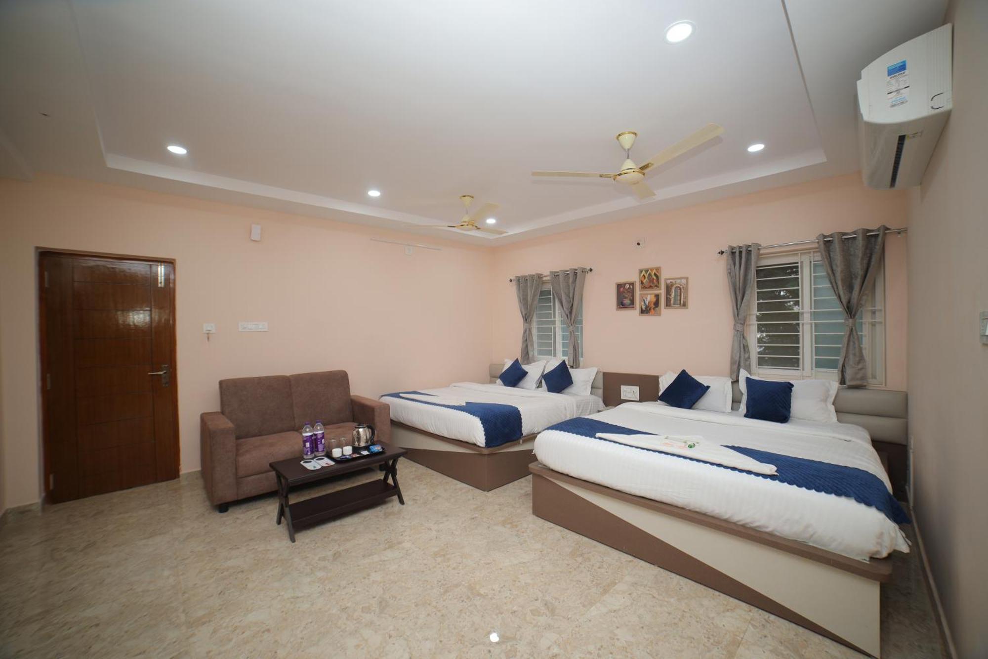 Sri Ganesh Grand Hotel Tirupati Ngoại thất bức ảnh