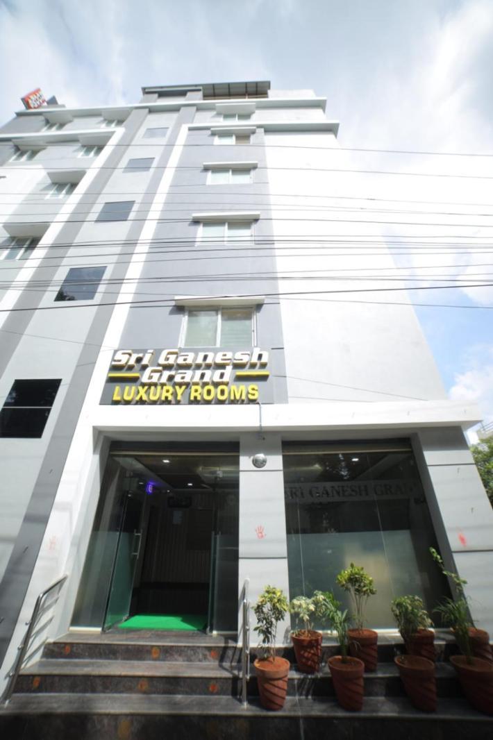 Sri Ganesh Grand Hotel Tirupati Ngoại thất bức ảnh